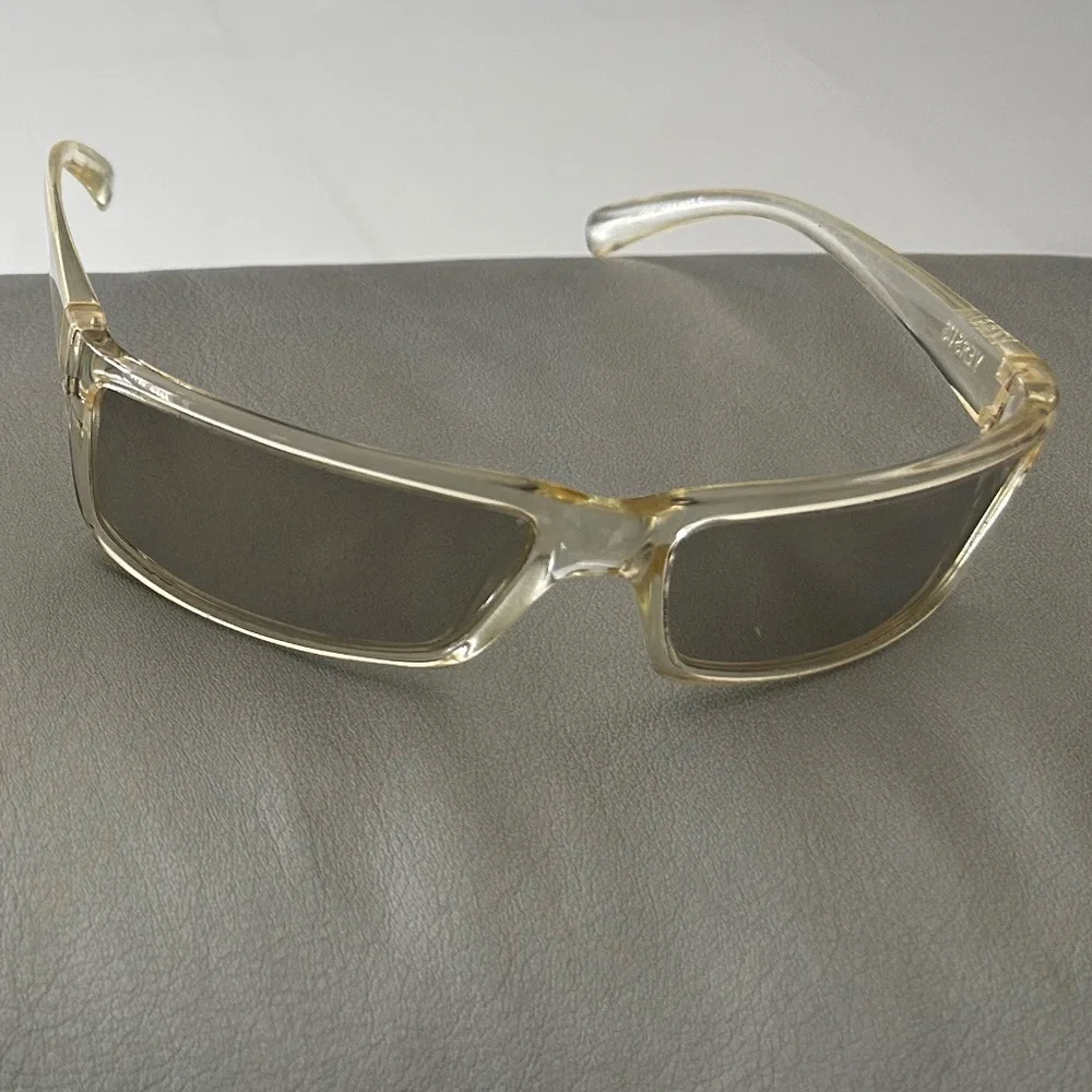 Vesus  by VersaceSunglasses - Picture 2 of 8